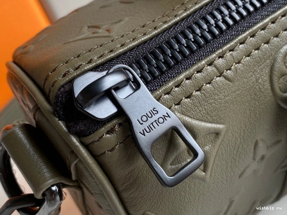 WIS XS KEEPALL LOUIS VUITTON 0207